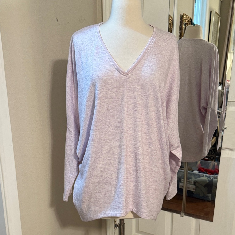 White House Black Market Light Lavender V-Neck Tunic Top